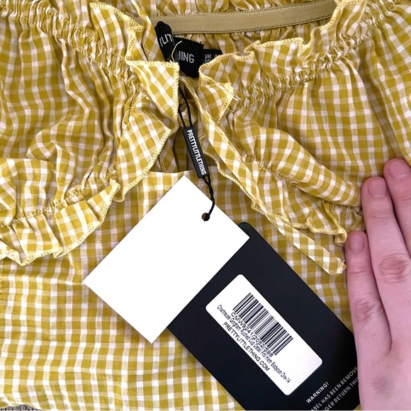 PrettyLittleThing Gingham Ruched Cottagecore Mini Dress - Picture 5 of 6